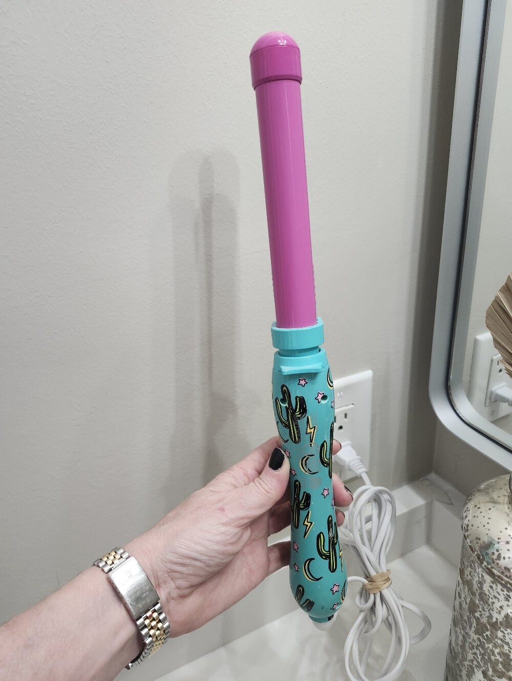The Beachwave B1 Neon Desert Roatating Curling Iron 1 Inch - Picture 7 of 8
